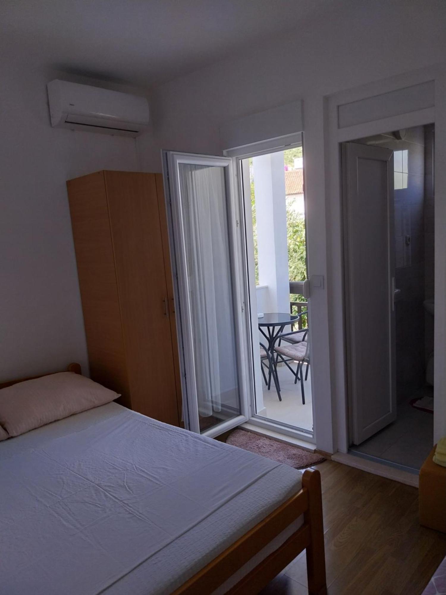 Apartmani Liberan נאום מראה חיצוני תמונה