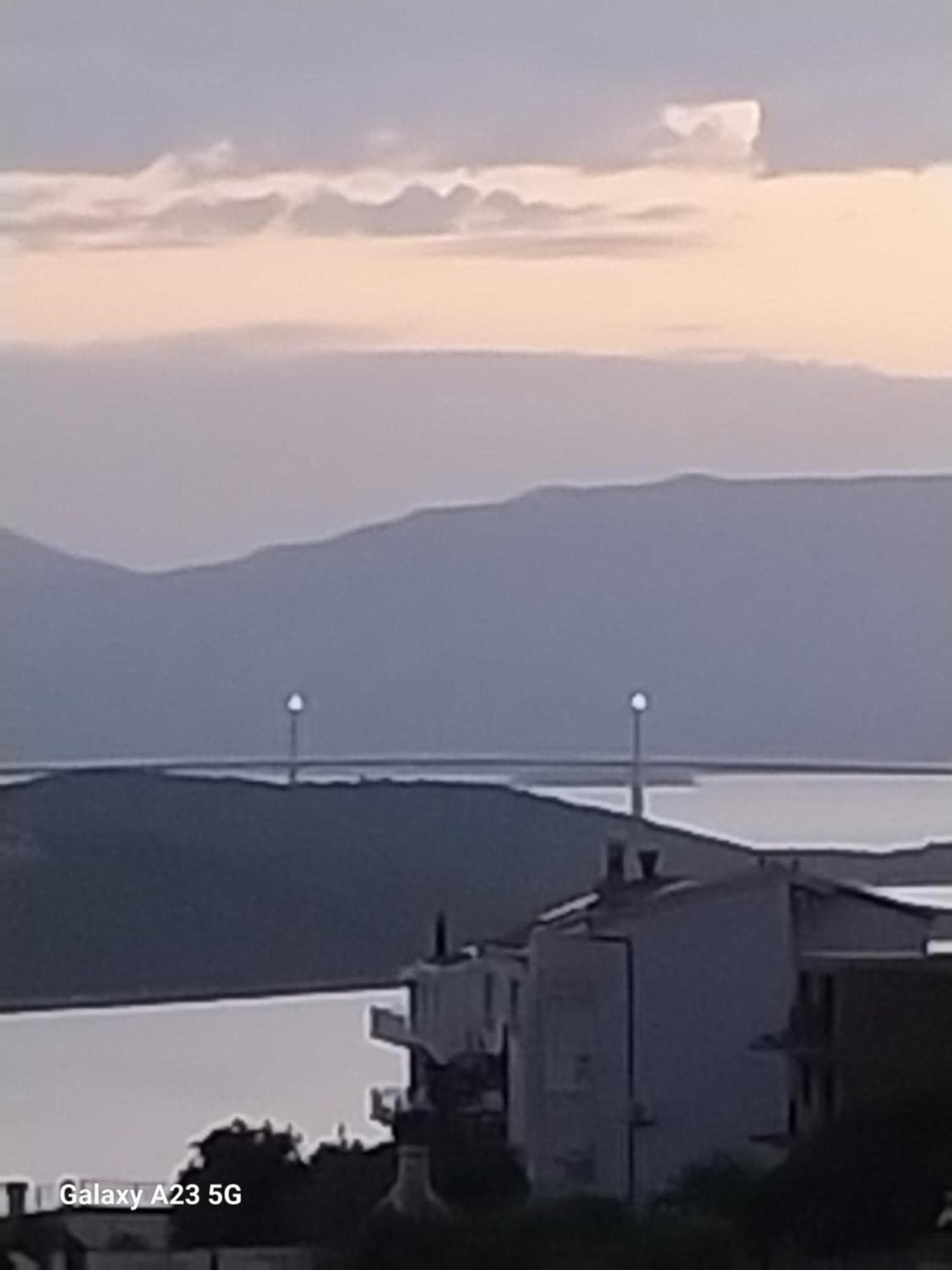 Apartmani Liberan נאום מראה חיצוני תמונה